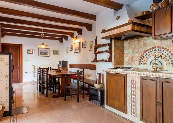 Milli With Panoramic Sea View فيلة أوباتيا