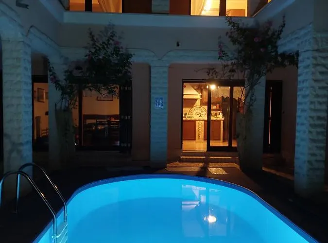 Milli With Panoramic Sea View أوباتيا